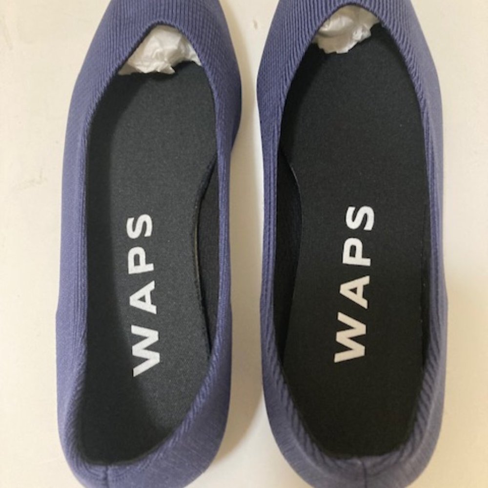 WAPS Model One, pointed toe flats, size 7, Night Blue